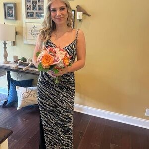 Elegant Black and Silver Sequin Dress